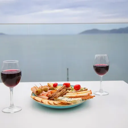 شقة Sunrise Bay Apts أيّا إفيميا