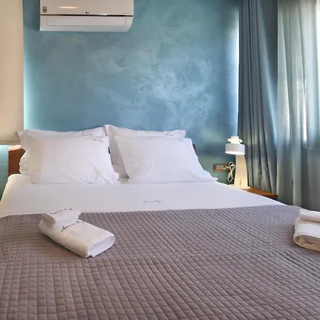Sunrise Bay Apts Αγία Ευφημία