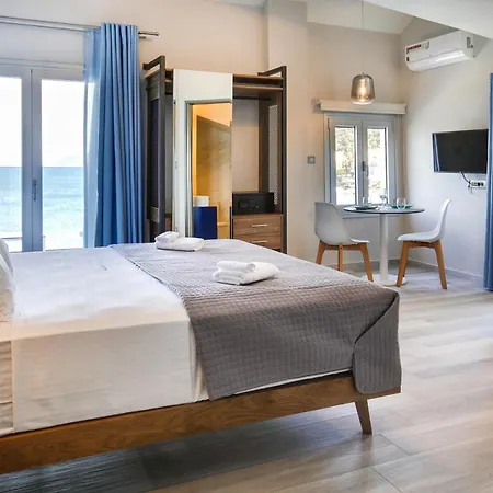 Sunrise Bay Apts * أيّا إفيميا