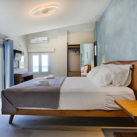 شقة Sunrise Bay Apts أيّا إفيميا
