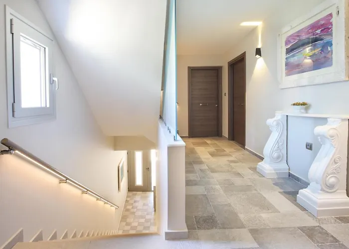 Sunrise Bay Apts * Agia Efimia